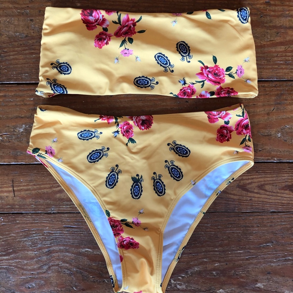 Bikini Set - image 1